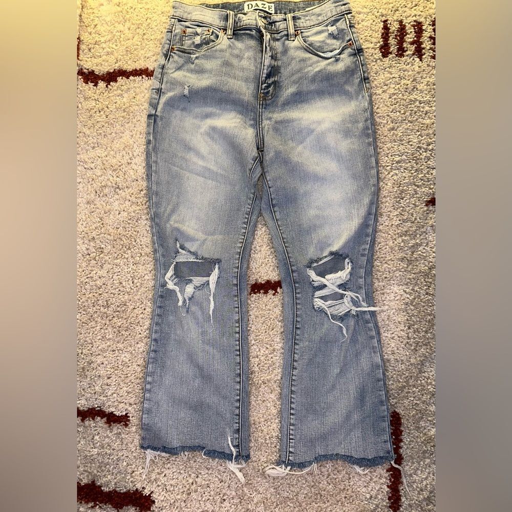 DAZE ripped jeans size 28
